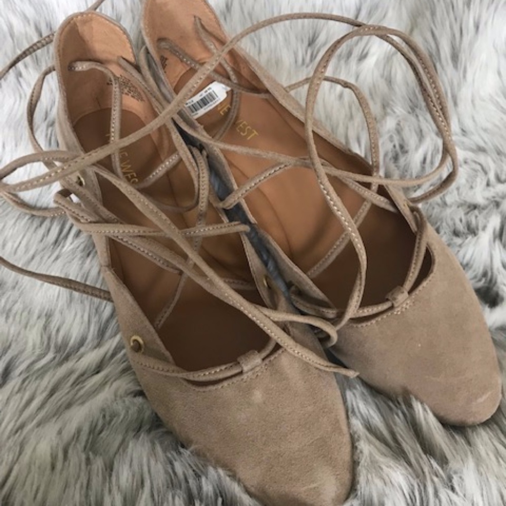 Nine West Ballet Flats Ankle Wrap 6.5 Taupe Suede